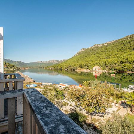 2 Bedroom Beautiful Apartment In Ston Exterior photo