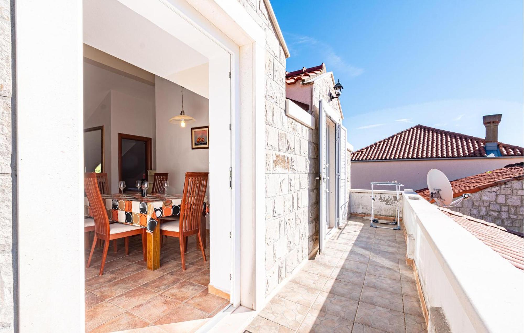 2 Bedroom Beautiful Apartment In Ston Exterior photo