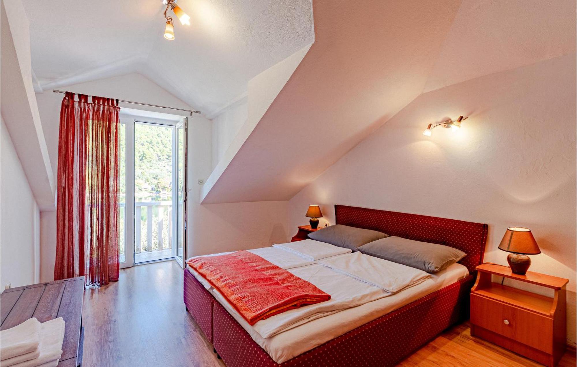 2 Bedroom Beautiful Apartment In Ston Exterior photo