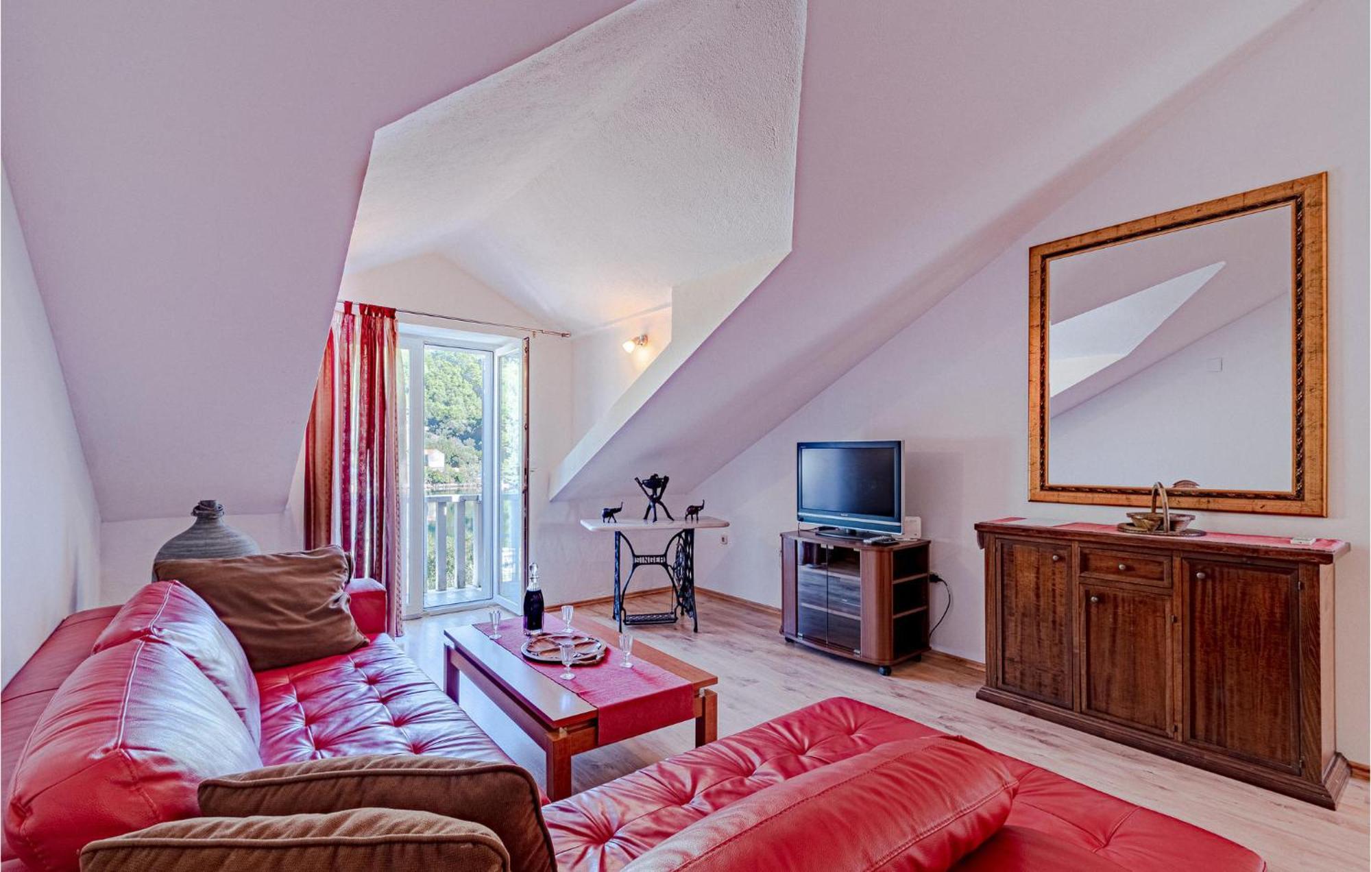 2 Bedroom Beautiful Apartment In Ston Exterior photo